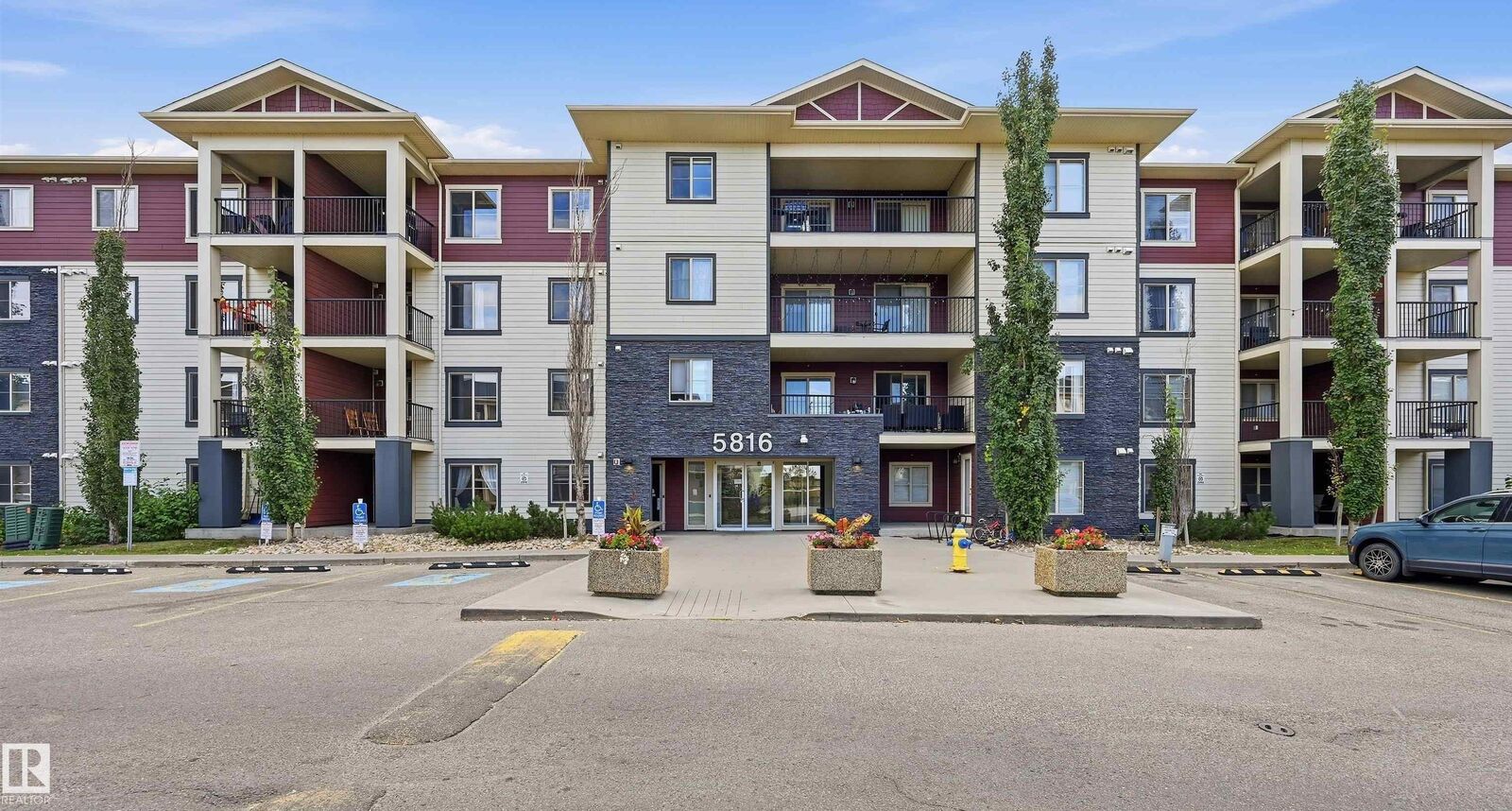 Property Photo:  5816 Mullen Place NW 425  AB T6R 0W3 