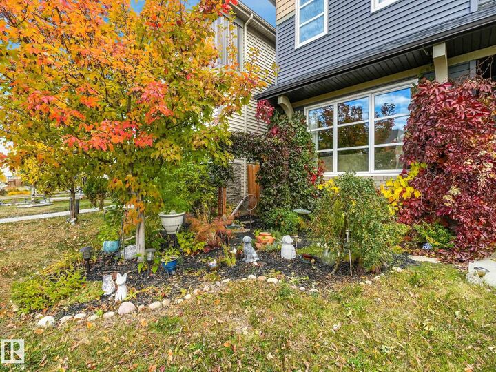 Property Photo: 2027 Cavanagh Drive SW AB T6W 3M7