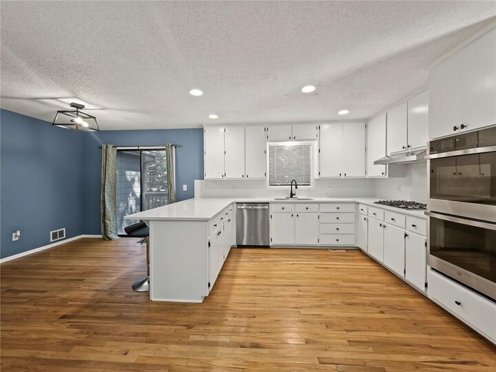 Property Photo:  505 Woodman Place  GA 30076 