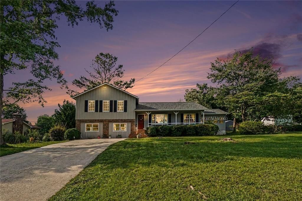 Property Photo:  1117 Malibu Drive  GA 30066 