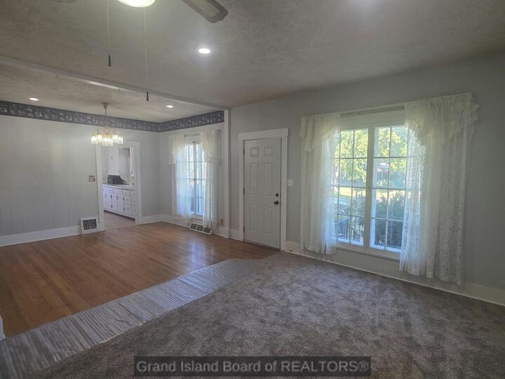 Property Photo:  108 S Logan  NE 68801 