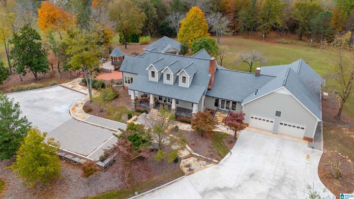 Property Photo:  1001 Kingsway Drive  AL 36207 