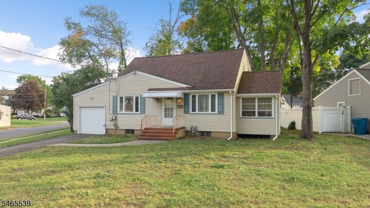 Property Photo:  37 Leeds Dr  NJ 07080 