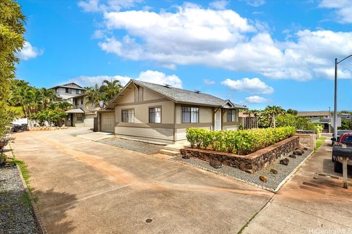 Property Photo:  94-218 Kupueu Place  HI 96797 