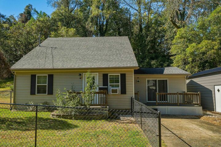 Property Photo:  1255 Lower Union Street  WV 25705 
