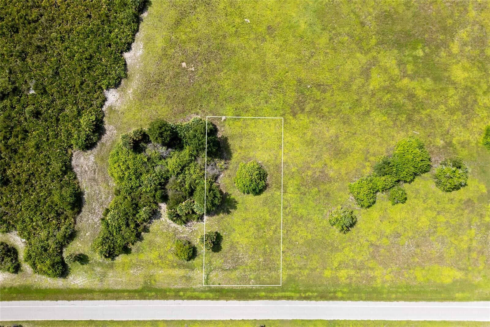 Property Photo:  313 Ingram Boulevard  FL 33947 