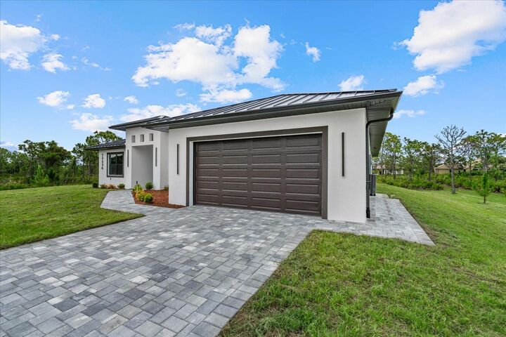 Property Photo:  12526 Indian Shell Trail  FL 33922 