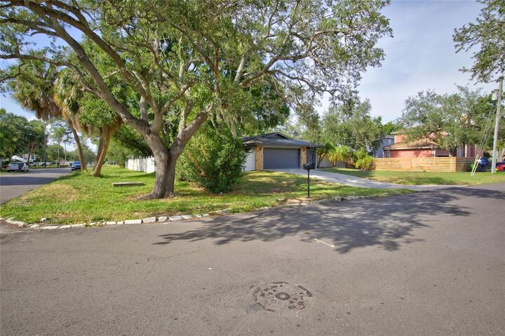 Property Photo:  7312 S Fitzgerald Street  FL 33616 