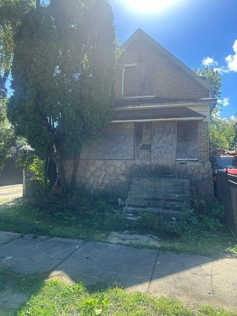 Property Photo:  15 W 104th Place  IL 60628 
