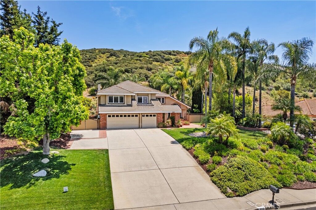 Property Photo: 822 Spring Canyon Place CA 91320