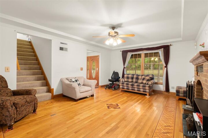 Property Photo:  224 Airport Road  MO 63077 