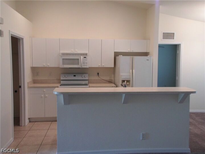 Property Photo: 1117 Venetia Street FL 33974