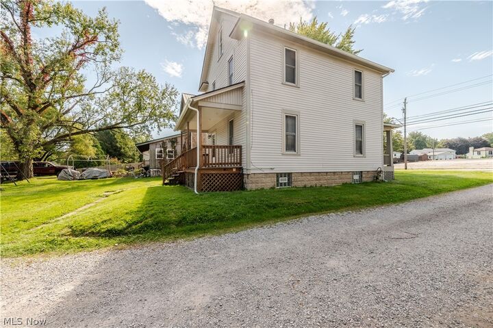 Property Photo: 970 N Market Street OH 44413