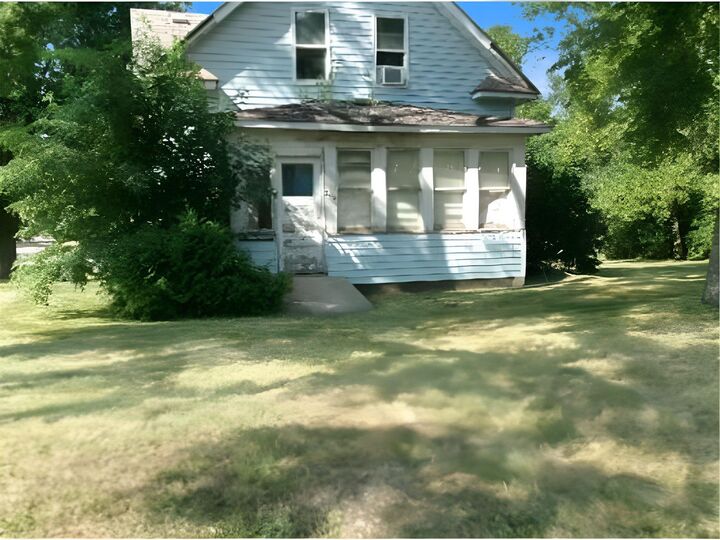 Property Photo: 202 Elm Avenue SE MN 56284