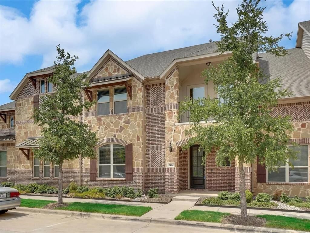Property Photo:  2424 Belvedere Lane  TX 75028 
