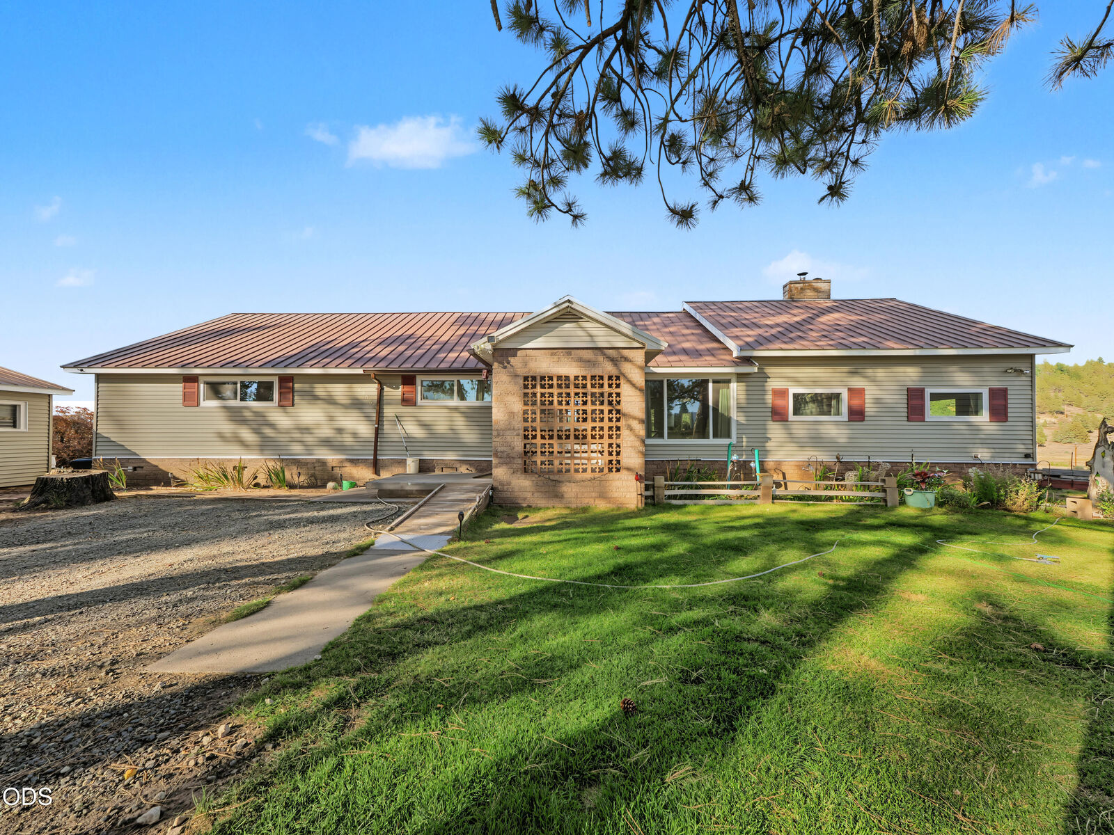 Property Photo:  23069 Rivercrest Drive  OR 97639 