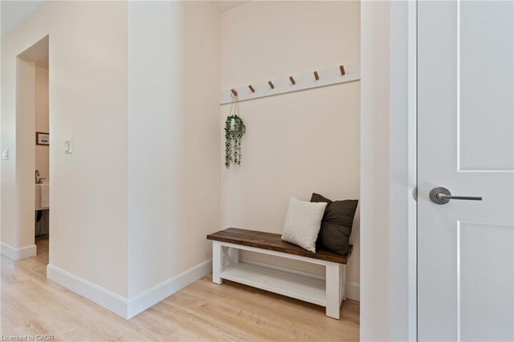 Property Photo:  1463 Norfolk County Road 21  ON N4B 2W4 