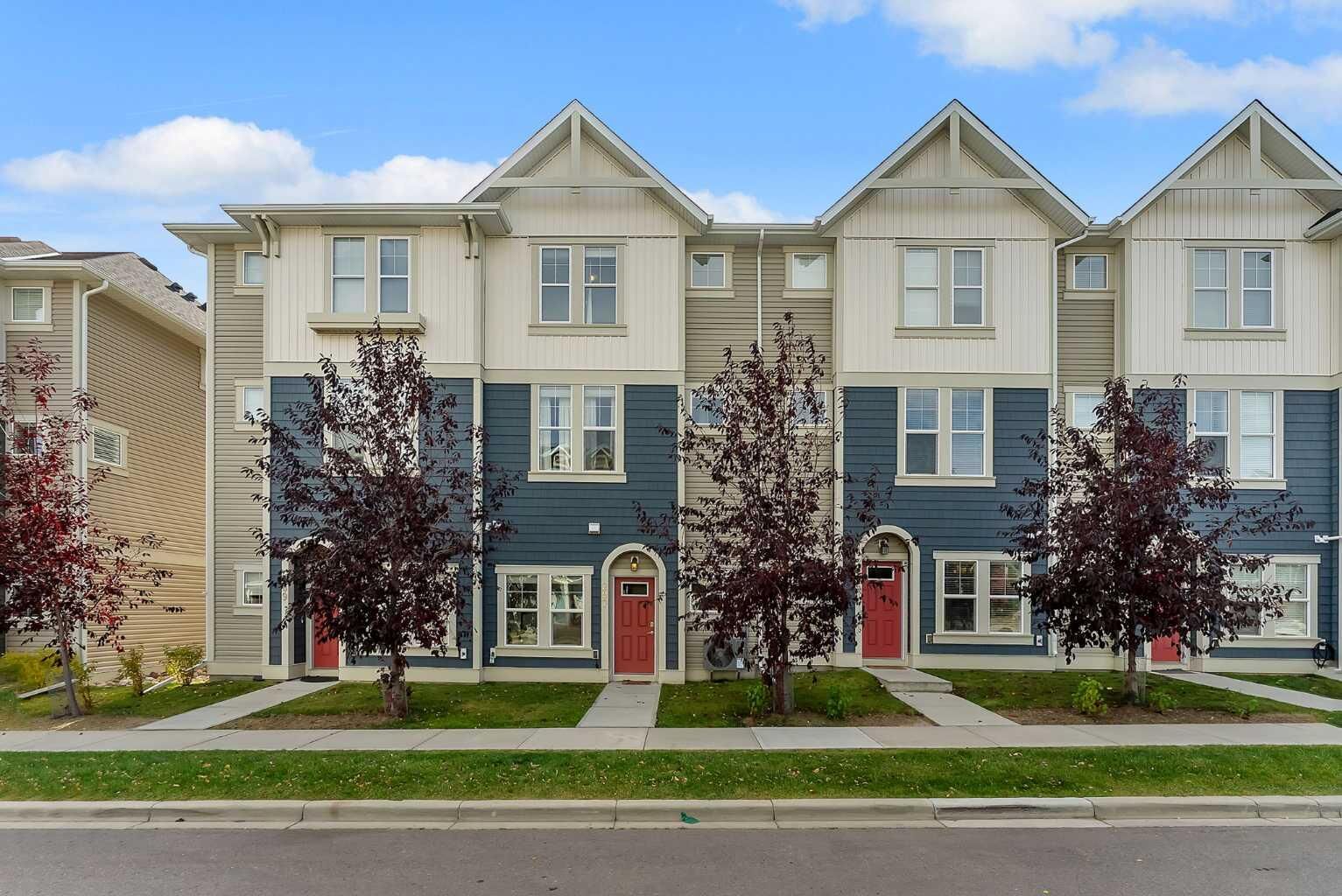 Property Photo:  207 South Point Park SW  AB T4B 5G8 