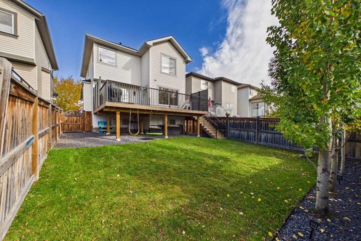 Property Photo:  257 Tuscany Reserve Rise NW  AB T3L 0A4 
