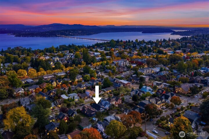 Property Photo: 181 26th Avenue WA 98122
