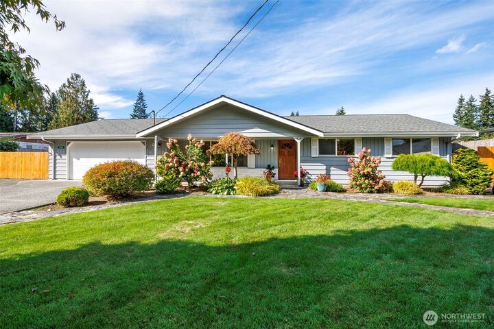 Property Photo: 3706 99th Drive SE WA 98258