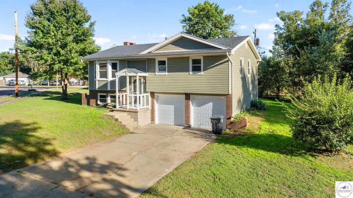 Property Photo:  803 Manor  MO 65301 