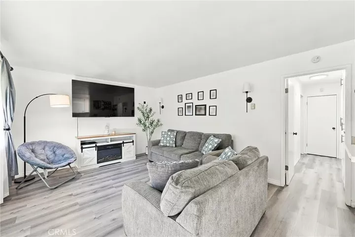 Property Photo: 5535 Ackerfield 8 CA 90805