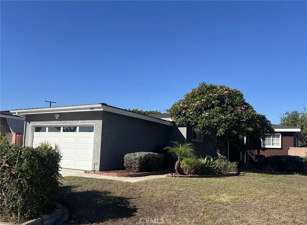 Property Photo: 5557 Canehill Avenue CA 90713