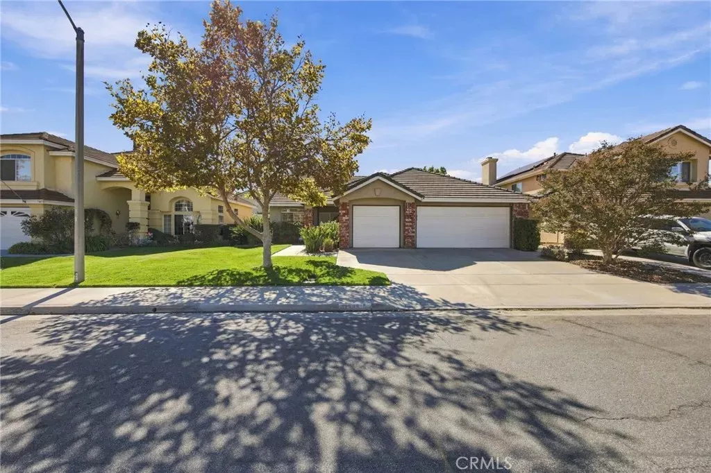 Property Photo: 42945 Corte Siero CA 92592
