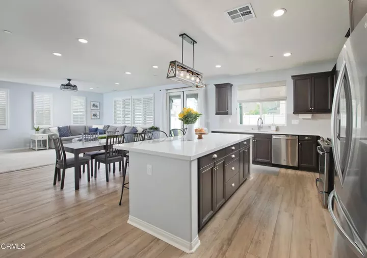 Property Photo: 385 Azalea Street CA 93015