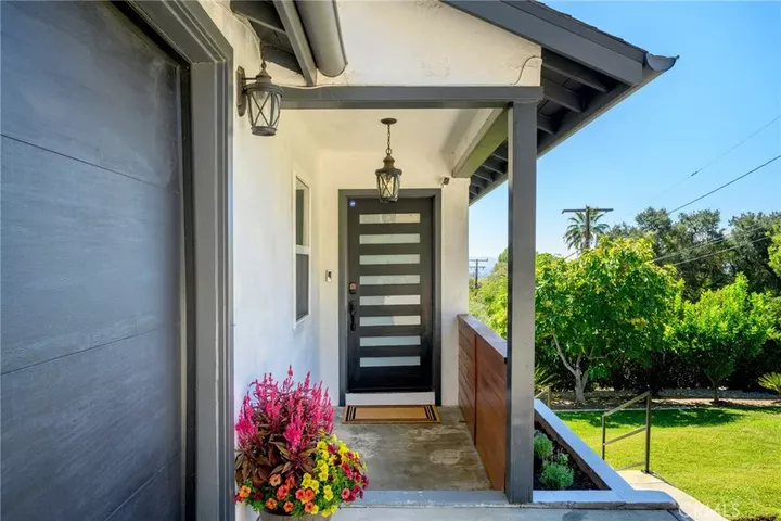 Property Photo:  334 Hill  CA 91016 