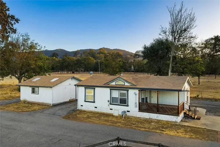Property Photo:  22817 I  CA 93453 