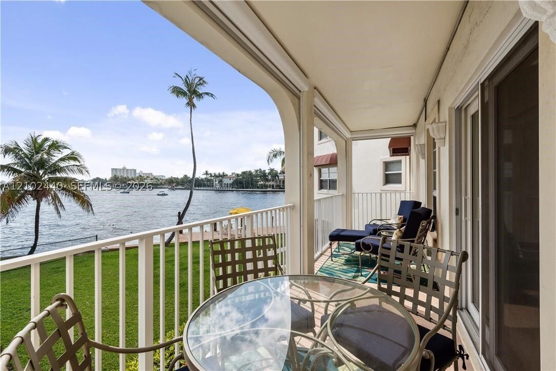Property Photo:  341 N Birch Rd 209  FL 33304 