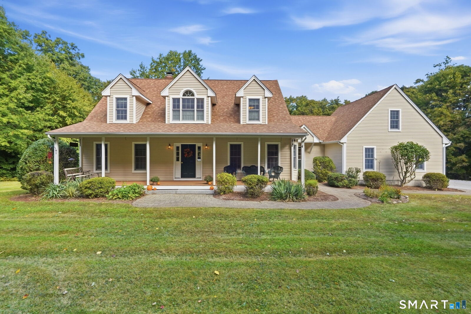 Property Photo:  47 Williamsburg Road  CT 06447 