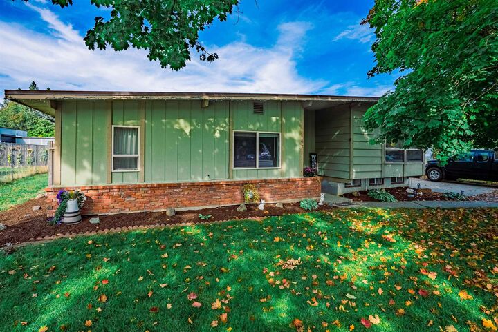 Property Photo:  10711 E 16th Ave  WA 99206 