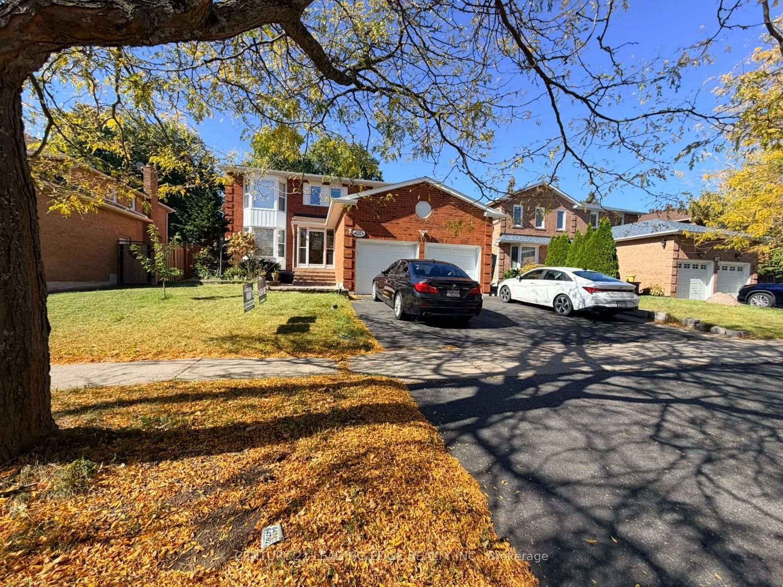 Property Photo:  504 Lightfoot Place Lower  ON L1V 5Z5 
