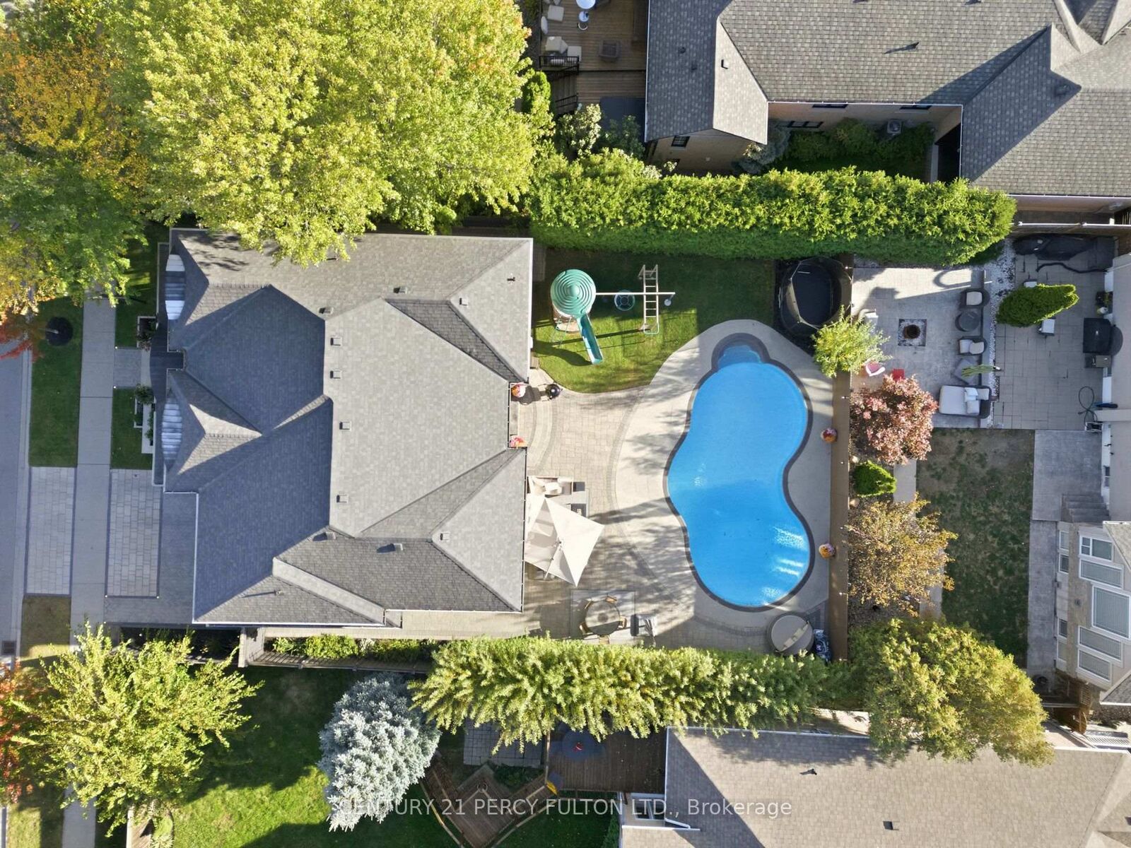 Property Photo: 82 Bridlewood Boulevard ON L1R 3R8