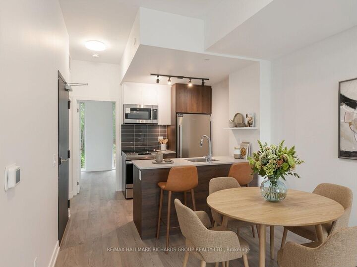 Property Photo:  168 Clonmore Drive 3  ON M1N 1Y1 