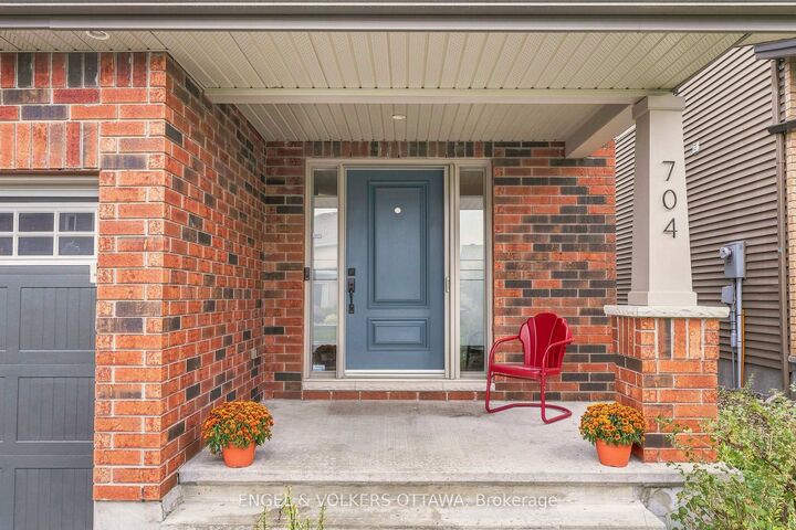 Property Photo:  704 Wrangler Circle  ON K2S 0R2 