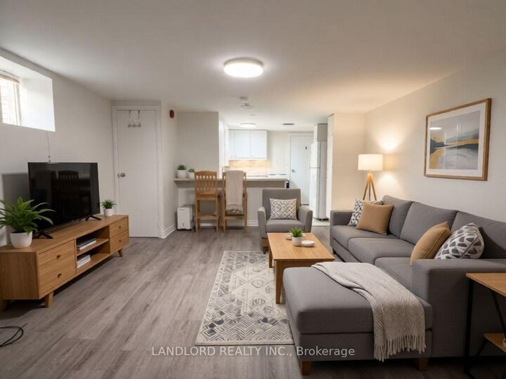 Property Photo:  589 Annette Street Bsmt  ON M6S 2C3 