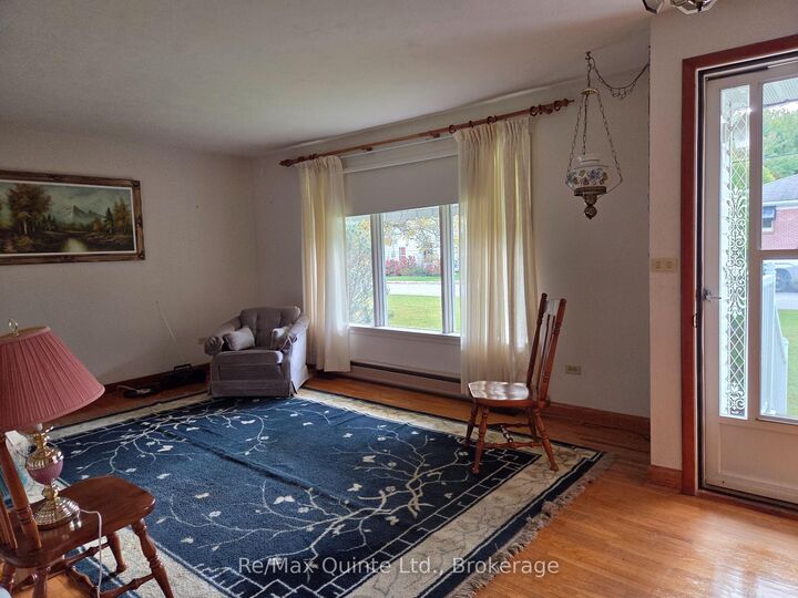 Property Photo:  507 Metcalf Street  ON K0K 3J0 