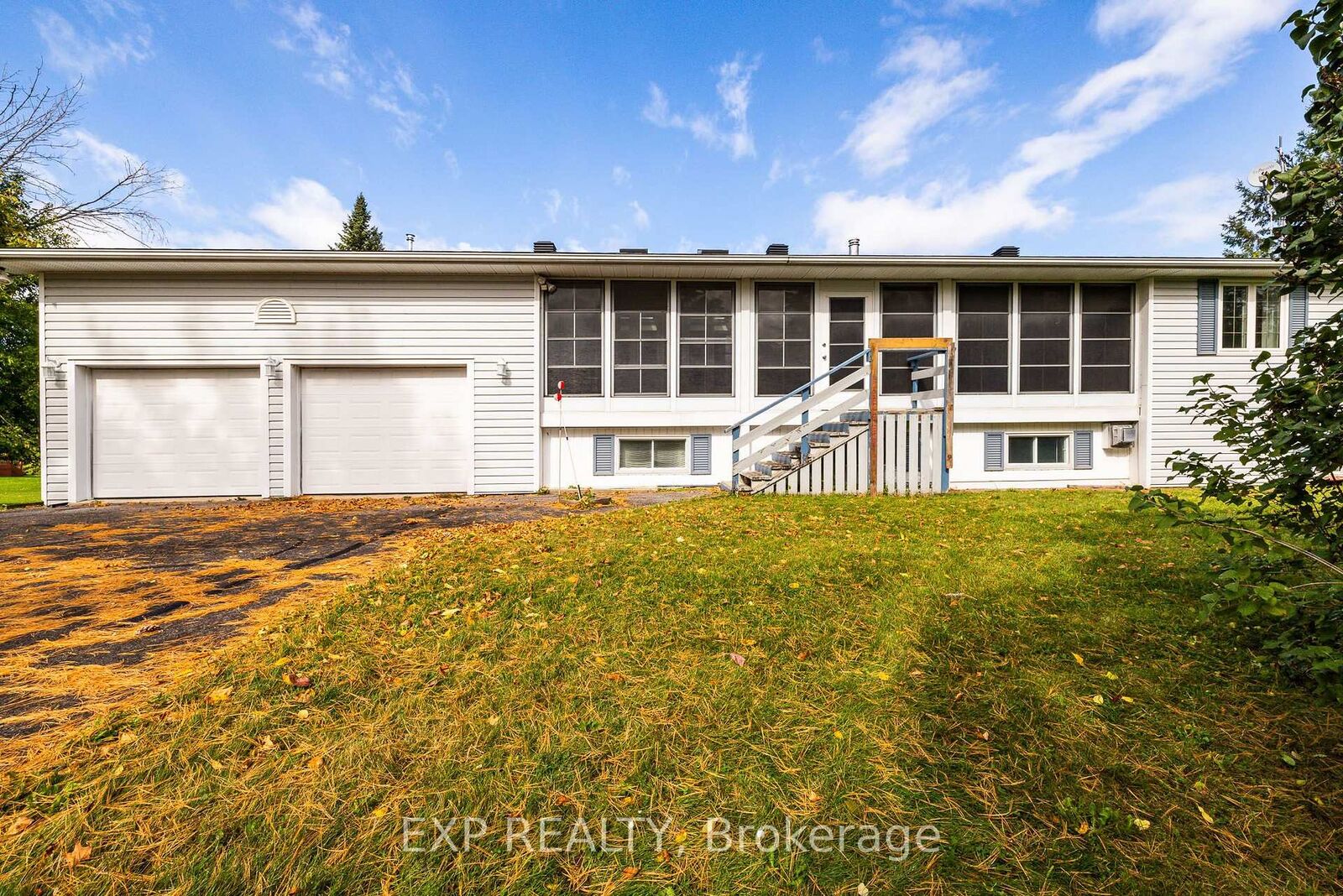 Property Photo:  589 River Road  ON K0A 1A0 