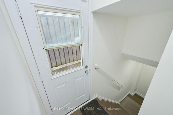 Property Photo: 31 Brisco Street ON L6V 1X1