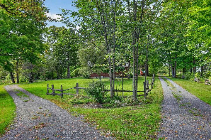 Property Photo:  765 Scheel Drive  ON K7S 3G8 