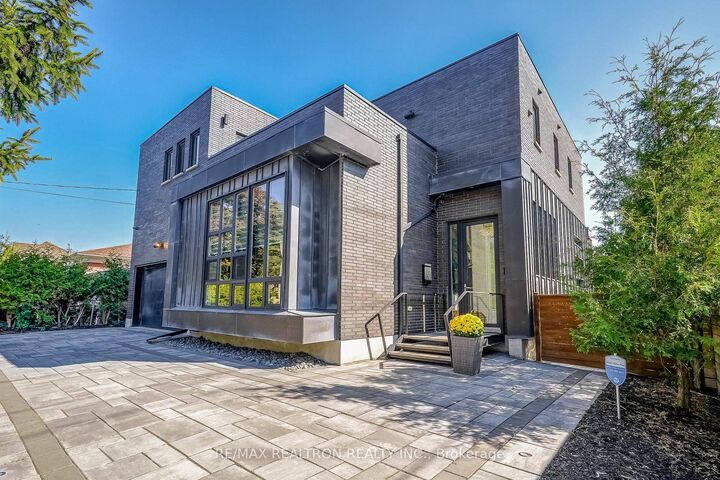 Property Photo:  87 Otonabee Avenue  ON M2M 2S7 