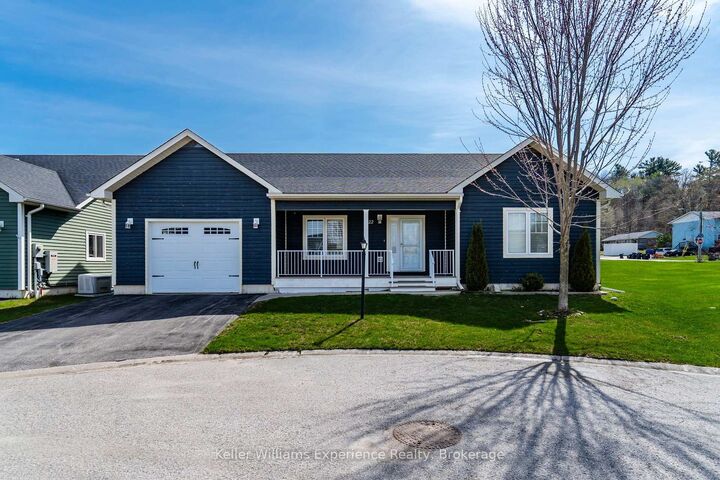 Property Photo:  22 Grew Crescent  ON L9M 0A4 