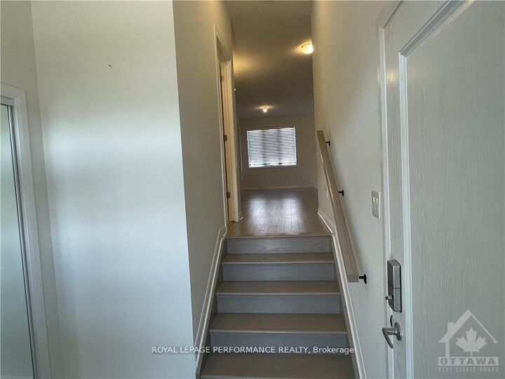 Property Photo: 1039 Speedvale Court ON K2T 0P6