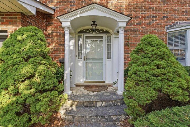 Property Photo: 506 Canterbury Road ON N6G 2N4