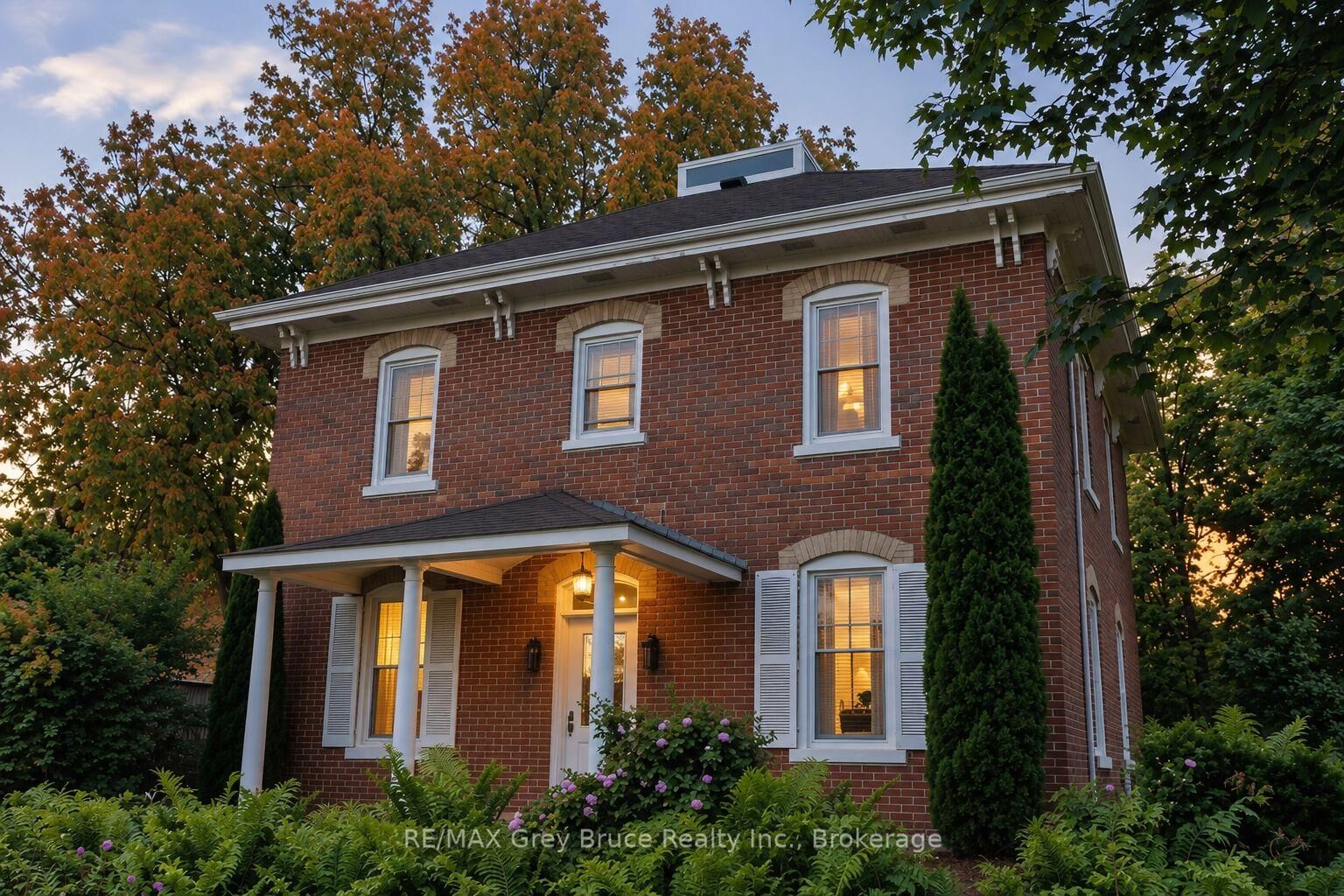 Property Photo:  580 23rd Street W  ON N4K 4G9 