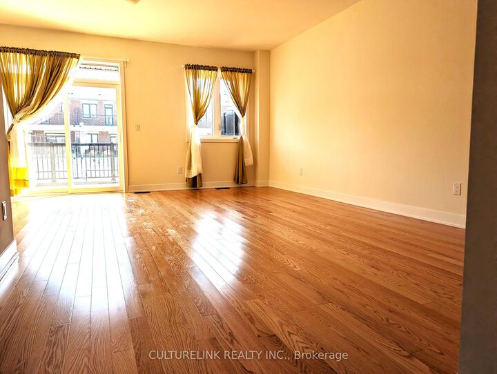 Property Photo: 47 Mumbai Drive ON L3S 0G1